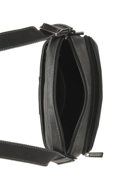 Cross Body Tas Joseph Leder Arthur & aston Zwart marco 9 ander zicht 3